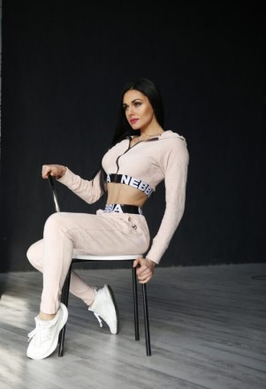 Спортивная красивая женская кофта Nebbia Velvet