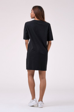 Спортивное платье свободного кроя Nebbia Playful Restday Oversized Dress Black