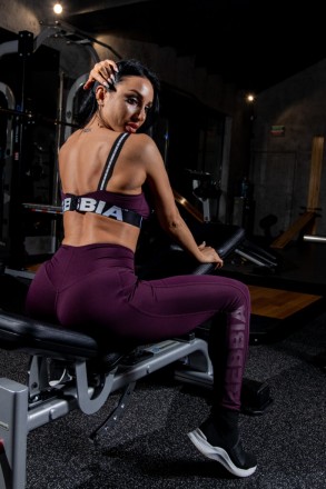 Спортивный женский топ Nebbia Airy Straps Sport Bra