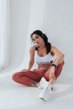 Спортивный комфортный топ Nebbia Power Your Hero Iconic Sports Bra