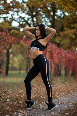 Спортивный оригинальный топ Nebbia Crossed Sports