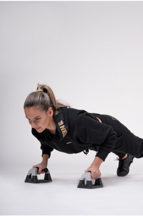 Спортивный женский костюм черного цвета Nebbia Gold Classic
