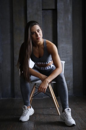 Спортивный топ для активных тренировок Nebbia Mini Topgrey