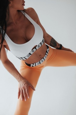 Спортивный стильный топ Nebbia Athletic Cut Out Sport Bra
